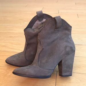 Suede taupe Zara ankle boots